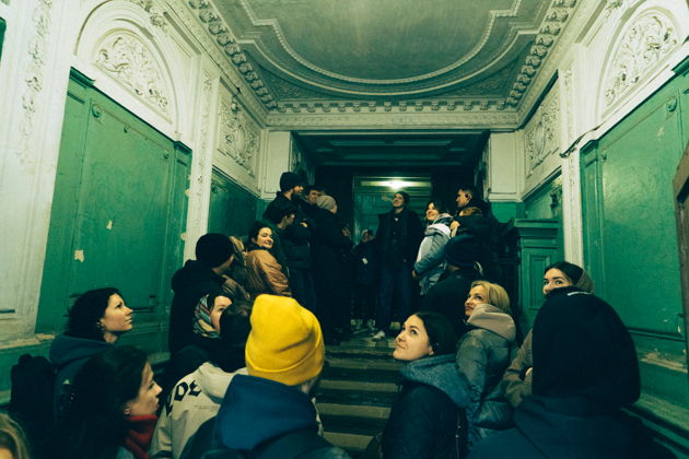 Фото экскурсии - Юмористическая прогулка по Петербургу с комедийным гидом - 8