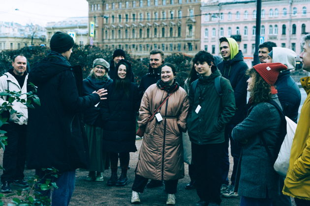 Фото экскурсии - Юмористическая прогулка по Петербургу с комедийным гидом - 10