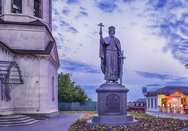 Пешеходная экскурсия по Владимиру: памятники, музеи и дегустация - фото 3