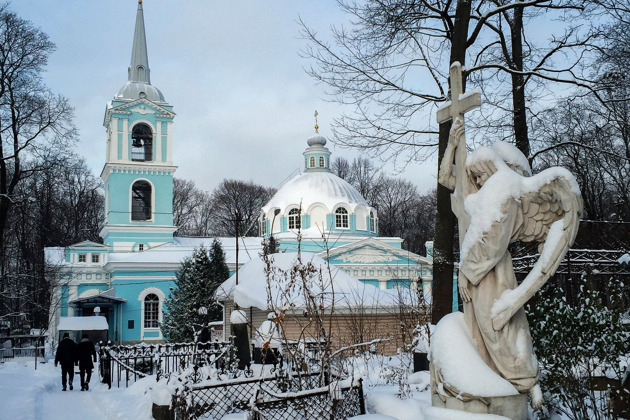 Фото - экскурсия: Прогулка по Смоленскому кладбищу: история старинного некрополя