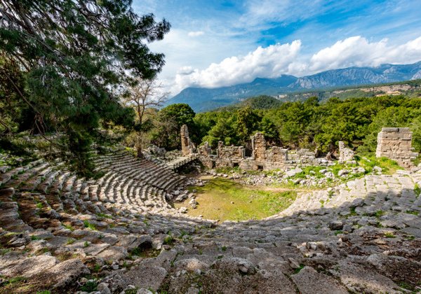 Античный Фазелис и живописнсная природа; Античного города