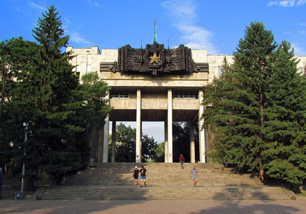Алматы: от деревянного зодчества к советскому модернизму - фото 4