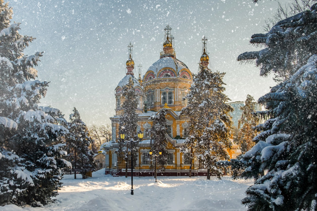 Фото - экскурсия: Алматы: от старинной деревянной архитектуры до советского модернизма