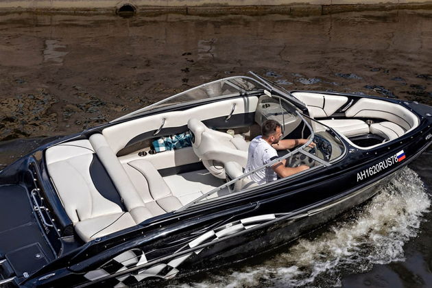Фото экскурсии - Аренда катера Crownline 190 Black - 12