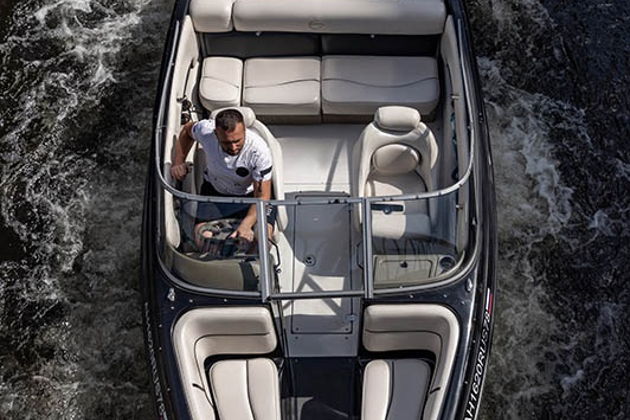 Аренда катера «CROWNLINE 190 BLACK»-6