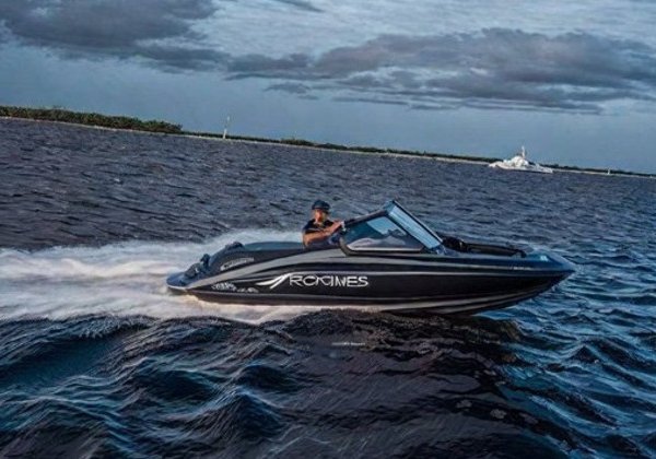 Аренда катера «CROWNLINE 190 BLACK»