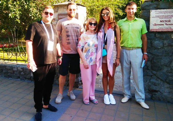 Автомобильно-пешеходная экскурсия на авто гида - фото 1