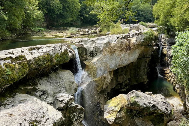 Фото экскурсии - Исследуйте пещеру Прометея и Мартвильский каньон за один день - 6
