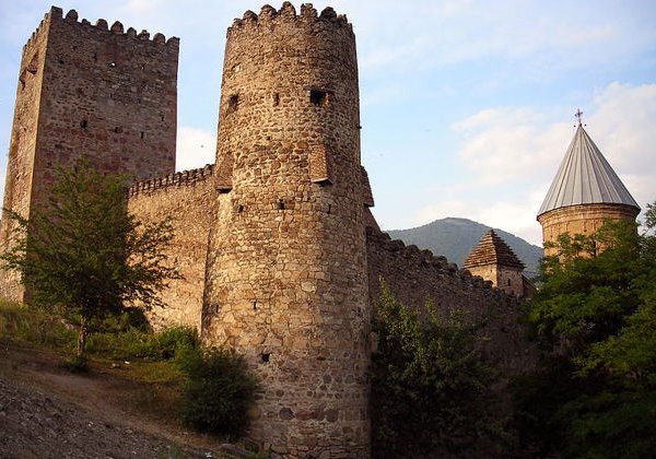 Казбеги — лучше гор могут быть только горы - фото 3