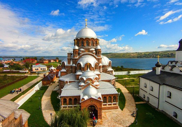 Форпост Ивана Грозного — остров-град Свияжск