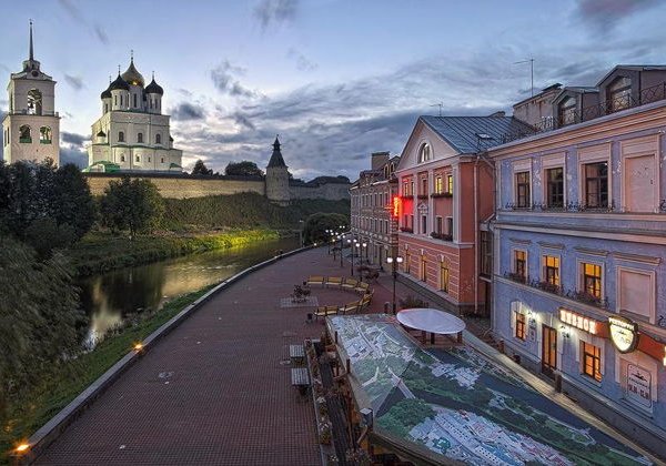 «Запсковские сказки»: пешеходная экскурсия  - фото 1