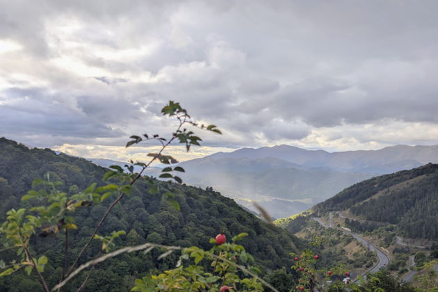 Фото экскурсии - Голубое озеро и горные курорты Армении: Севан, Дилижан и Цахкадзор - 8