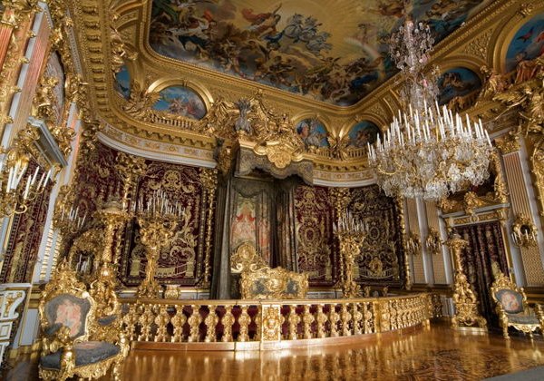 Баварский Версаль: замок Херренкимзее на озере Кимзее - фото 1