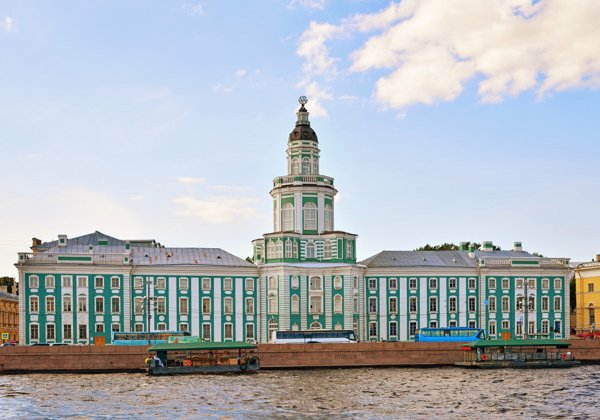 «Кунсткамера»: входной билет в музей на основную экспозицию + аудиогид