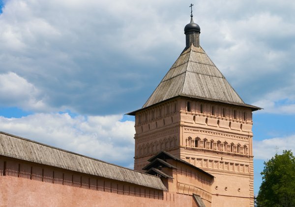 Самостоятельная квест-экскурсия «Суздаль: золотой город»