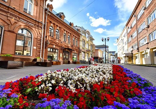 Город красной зари и королей ситца