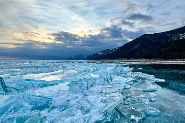 Фото - экскурсия: Сибирская тайга, метановые пузырьки и дикий Байкал в Большом Голоустном.