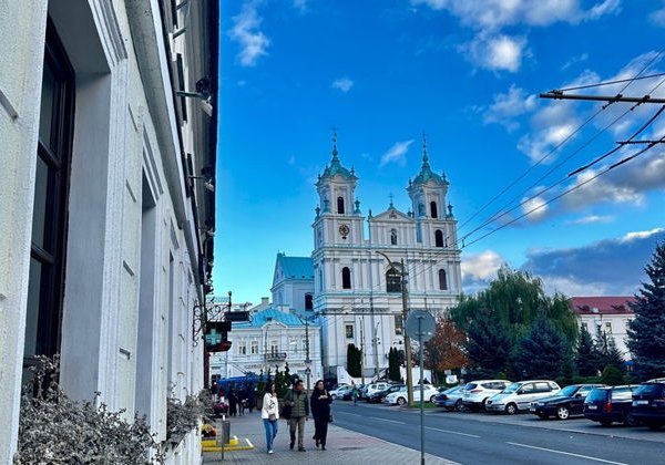 Город в череде эпох: прогулка по историческому центру Гродно - фото 4