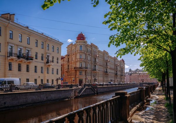 Петербург Гоголя с членом Союза писателей - фото 2