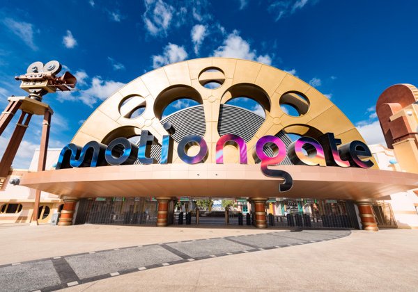 Тематические парки «MotionGate» и «Legoland» с посещением аквапарка