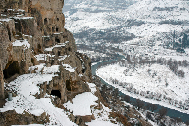 Фото - экскурсия: Погружение в историю и легенды Грузии через Вардзию, Рабат и Боржоми