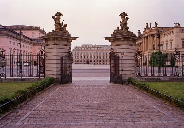 В Франкфурт на Одере из Берлина, с заездом в Польшу! однодневная - фото 1