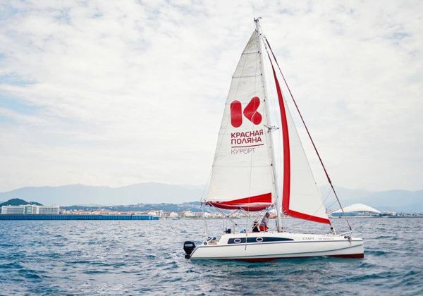Романтическая морская прогулка с купанием