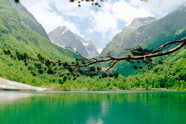 Фото - экскурсия: Домбай поражает природными красотами Карачаево-Черкесии