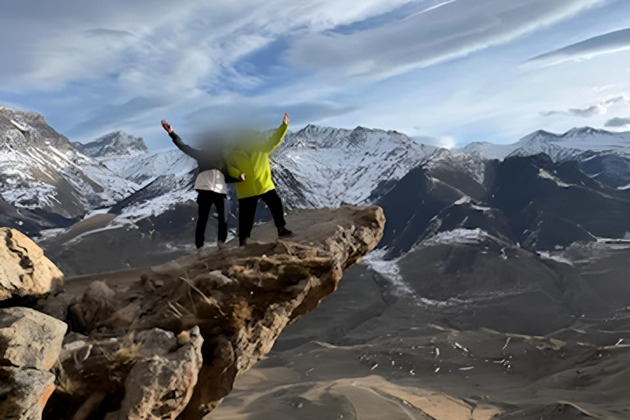 Фото - экскурсия: Тур к Языку Тролля с посещением Балкарии и термальных источников из Ессентуков