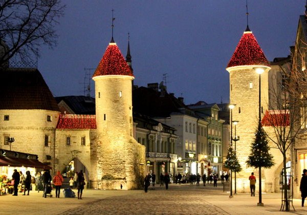 Вечерняя романтическая экскурсия по Таллинну - фото 1
