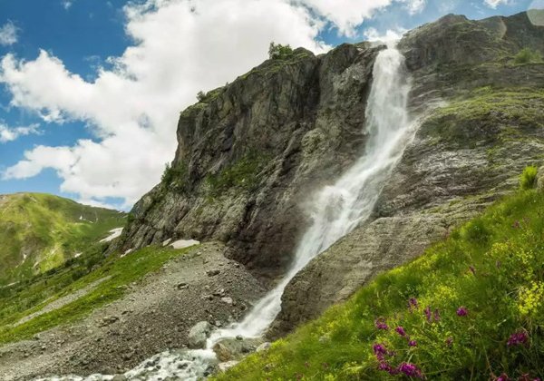 На Софийские водопады из Ессентуков