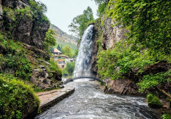 Комбинированная экскурсия: Кисловодск, гора Кольцо и Медовые водопады