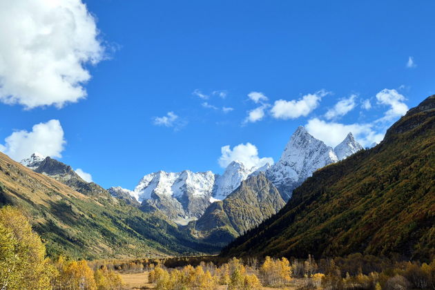 Фото экскурсии - Невероятный Домбай - джип-тур к Сырным пещерам, Гумбаши и озеру Кара-Кель - 14