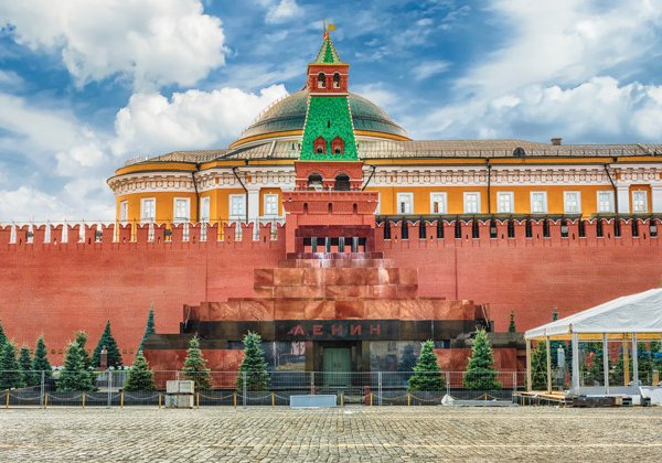 Мавзолей Ленина и Кремлевский некрополь