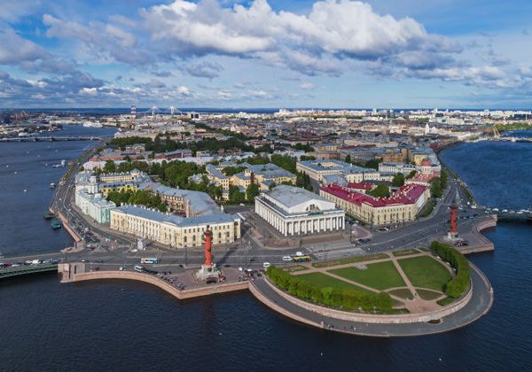 Обзорная по Петербургу и Петропавловская крепость с личным гидом - фото 2