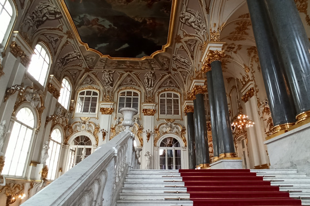 Фото - экскурсия: Тайны жилых покоев и парадной жизни Зимнего дворца с включенными билетами