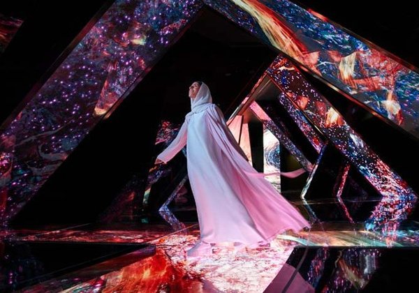 Параллельные миры: шоу Aya Universe в Дубае