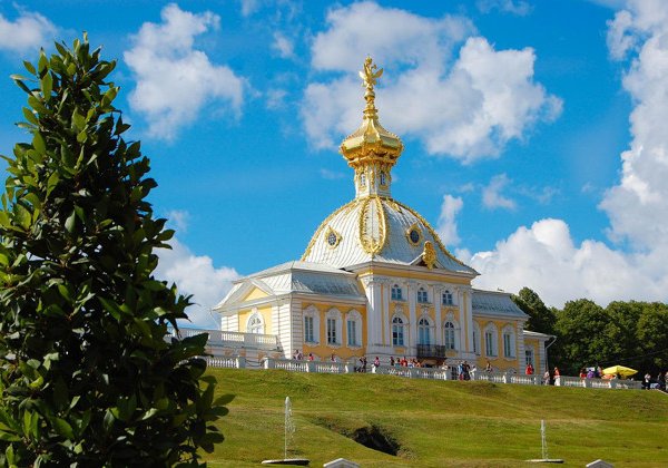 Индивидуальная экскурсия в Петергоф