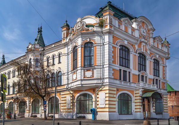 От сердца города к лучшей по красоте улице Рождественской - фото 1