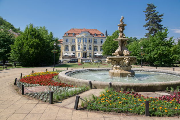 Фото экскурсии - Купание в термальном бассейне и Чешская Швейцария  - 1