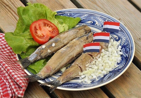 Открыть существование нидерландской кухни!