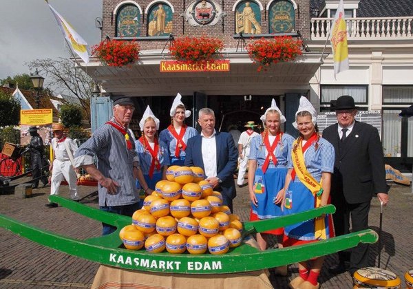 Из Амстердама в Эдам и Волендам. Прелести сельской жизни