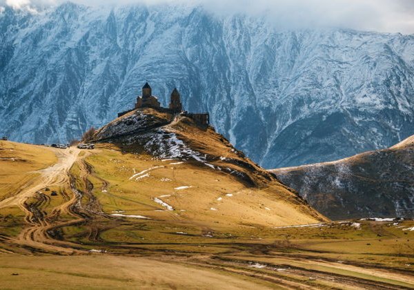 Дорога к легендарному великану Казбеку - фото 1