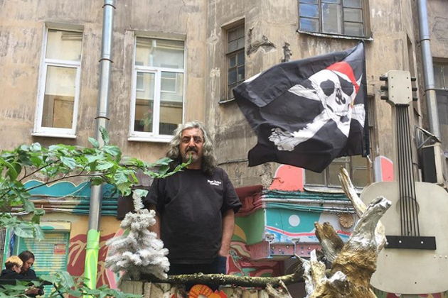 Фото экскурсии - Интеллектуальная игра-прогулка по Петроградской стороне "Подонки" - 11