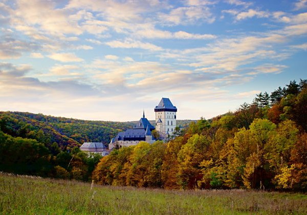 Тайны чешских подземелий: Конепрусские пещеры и замок Карлштейн - фото 2