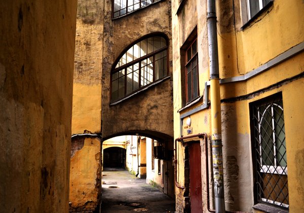 Жизнь простых людей в Петербурге