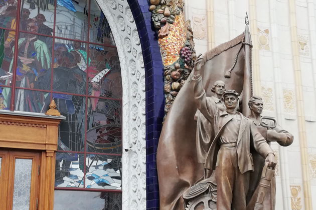 Фото экскурсии - Прогулка по истории космоса: ВДНХ и павильон Космонавтика и авиация - 11