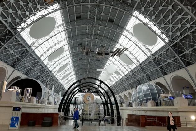 Фото экскурсии - Прогулка по истории космоса: ВДНХ и павильон Космонавтика и авиация - 12