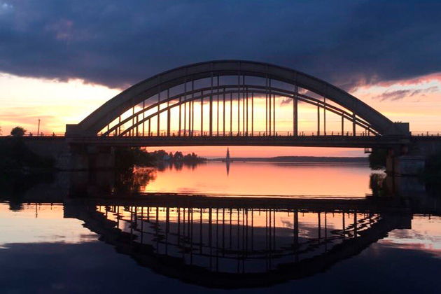 Романтический вечер на катере в Калязине-3