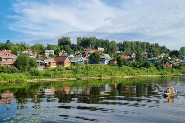 Плёс — променад с видом на Волгу